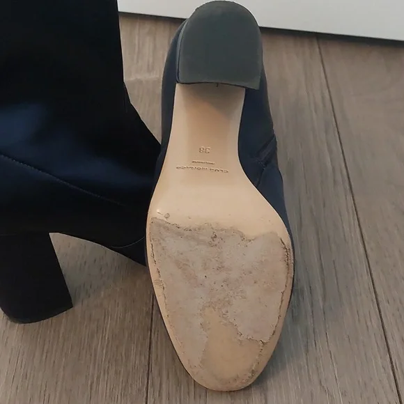 Satin Booties - Picture 4 of 4